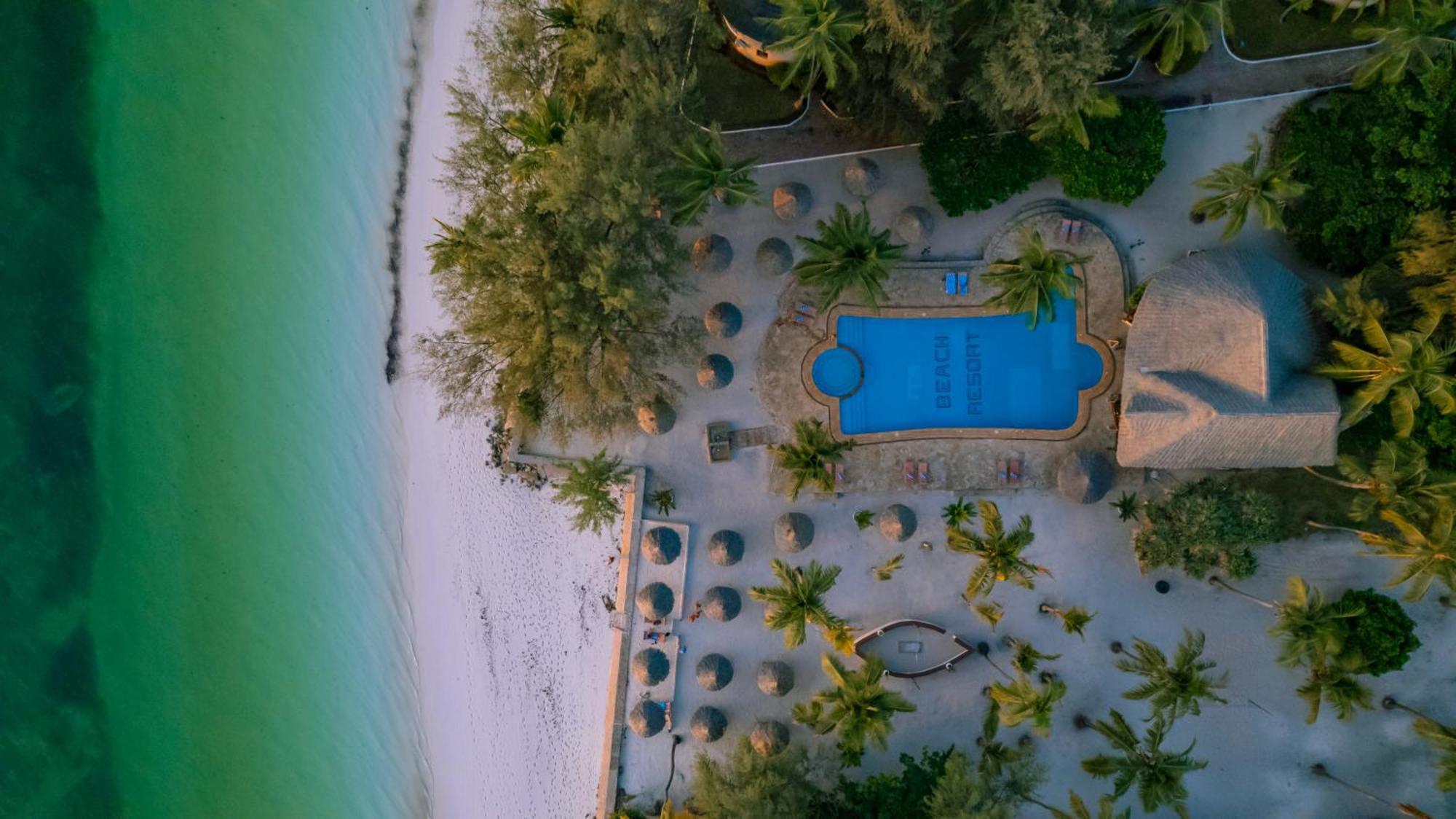 Sansi Kae Beach Resort Michamvi Kae Екстер'єр фото